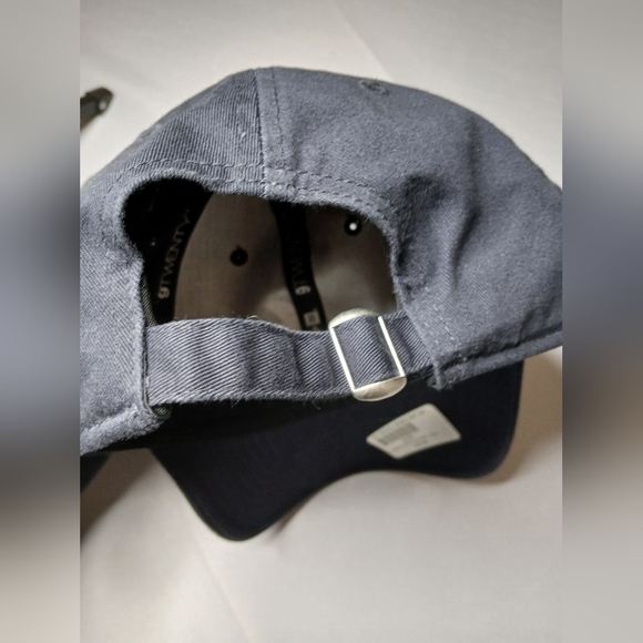 Atlanta Braves Navy blue hat with red glitter - Picture 4 of 10